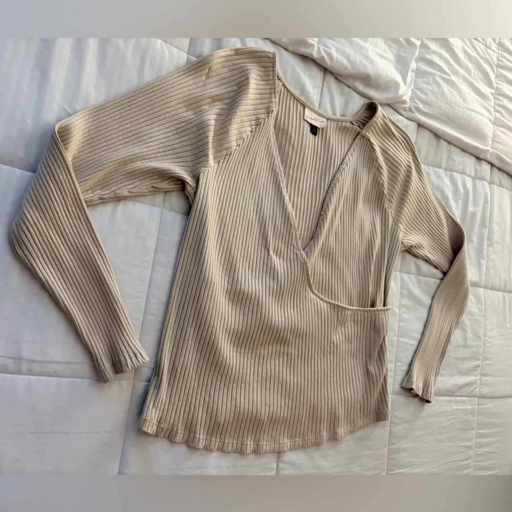 Universal Thread Ribbed V-Neck Tank Top - Light Beige - Picture 2 of 5